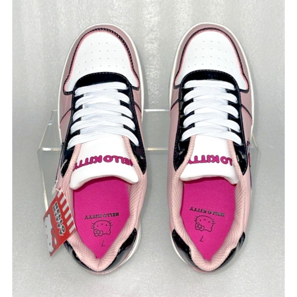 Sanrio Hello Kitty Court Sneakers Women's Size 7 Pink Lace Up Shoes NEW W/ TAGS - Picture 13 of 16